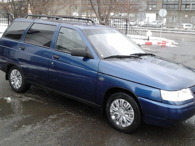 ВАЗ 2111 на r15 синяя