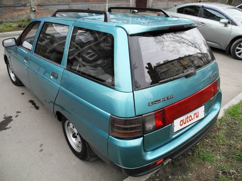 ВАЗ 2111 сине зеленый