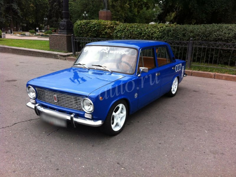 Лада 2101 голубая