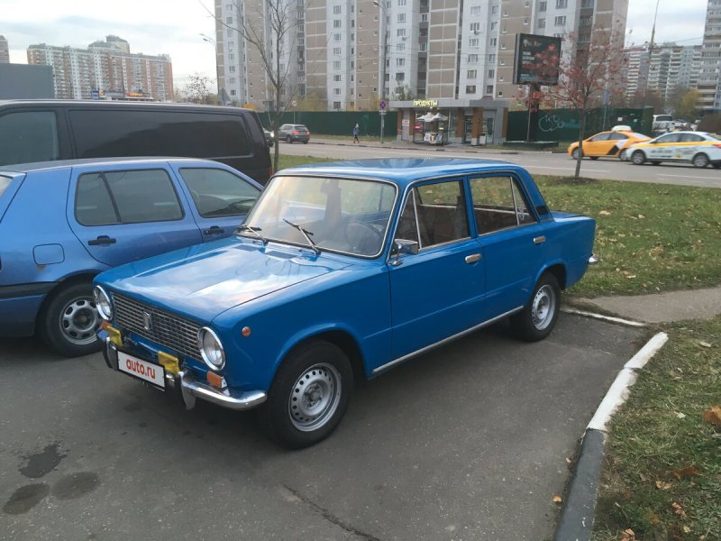Лада 2101 голубая