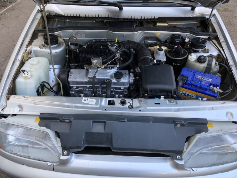 Подкапотка ВАЗ 2114