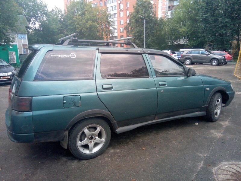 ВАЗ 2111 2001