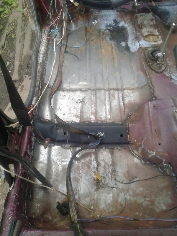 Панель пола ВАЗ 2109