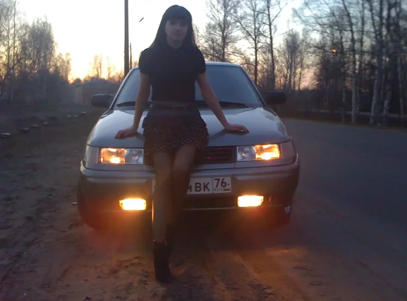 2110 С девушкой