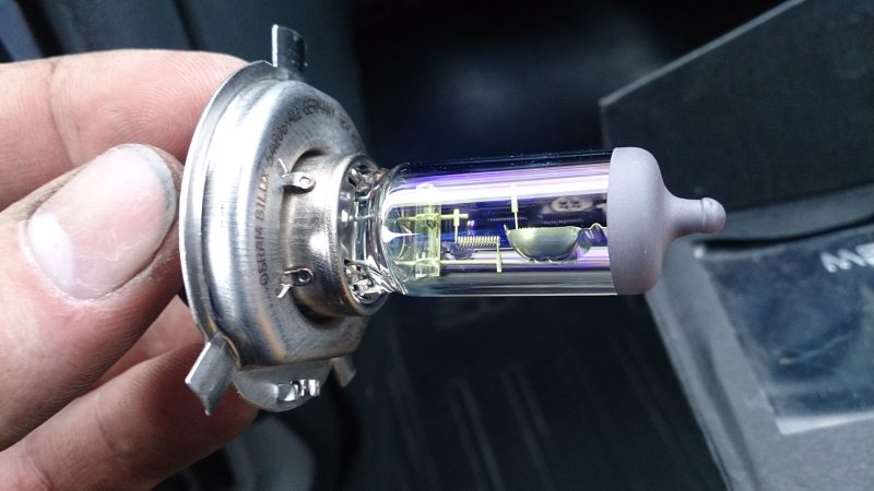 Лампы ближнего света ВАЗ 2115 Philips