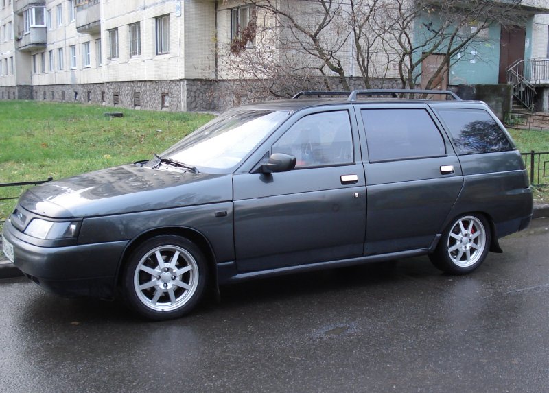 ВАЗ 2111 r16