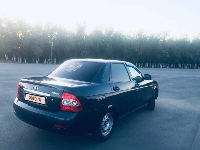 Лада Приора 21703