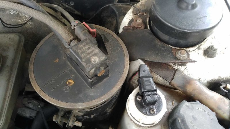 Адсорбер ВАЗ 2115