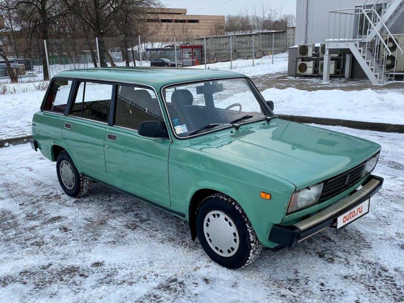 ВАЗ 2104 сине зеленая