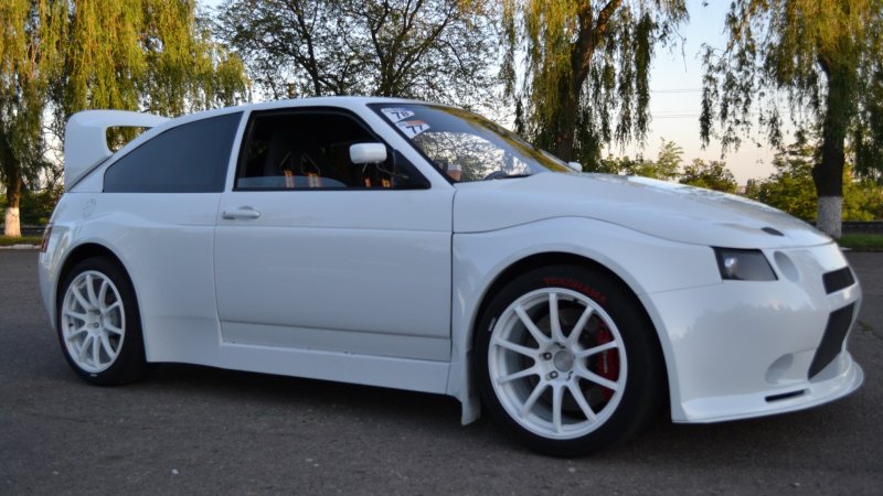 ВАЗ 2112 черная