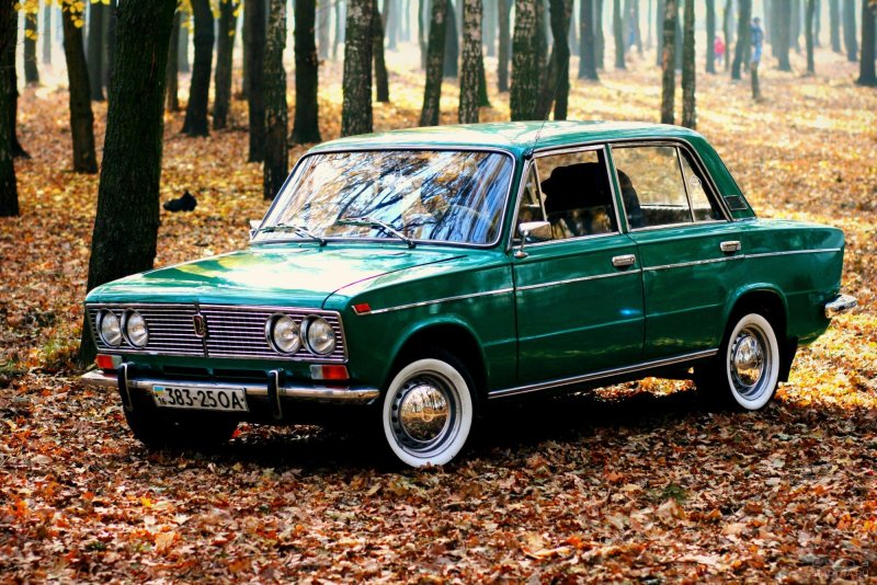 ВАЗ 2103 зеленая