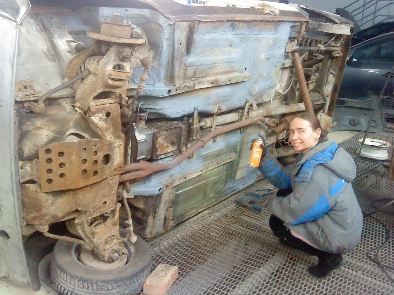 Днище ВАЗ 2104