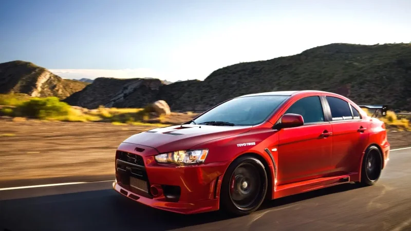 Красный Mitsubishi Lancer 11