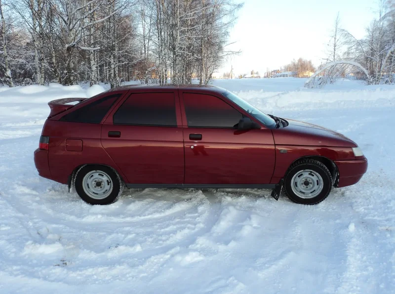 ВАЗ 2109 бордовая