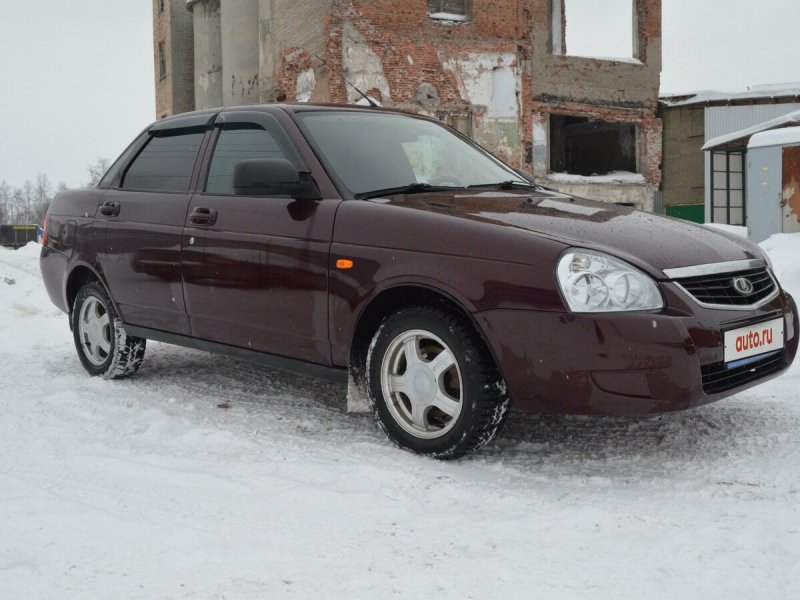 Lada 217030