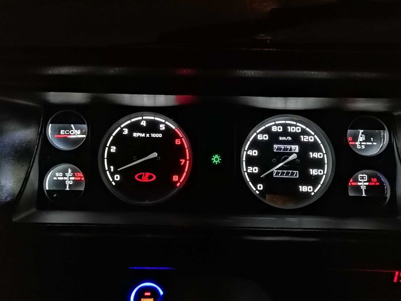 Lada 2107 приборная панель