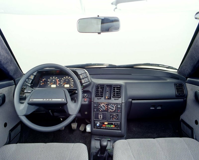 Lada 2111 салон