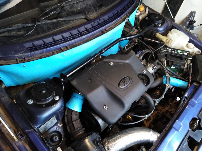 Подкапотка 2110 без двигателя