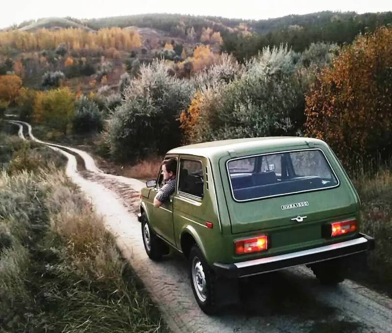 Лада ВАЗ 4x4 2121 Нива