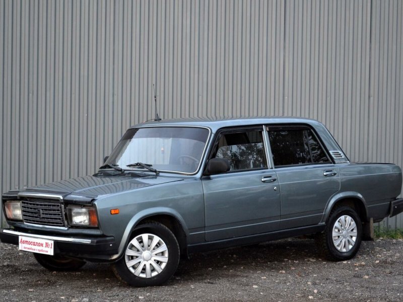 Лада 2107 серая