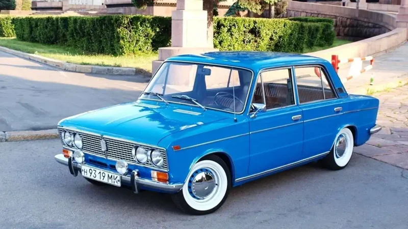ВАЗ-2103 седан