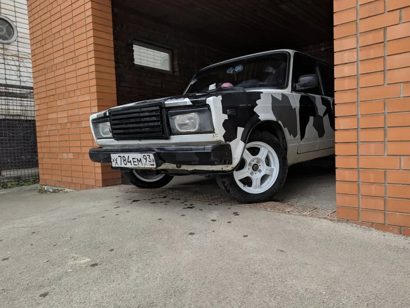ВАЗ 21071