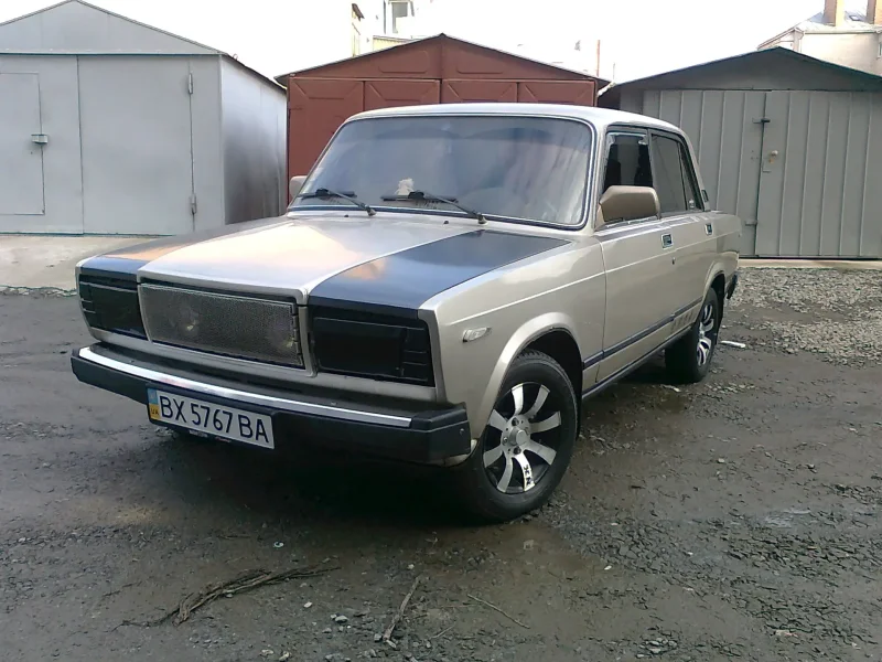 Lada 2107 ВАЗ-2107