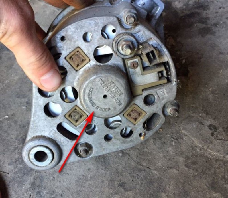 Генератор ВАЗ 2106