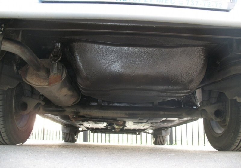 ВАЗ 2114 дно снизу