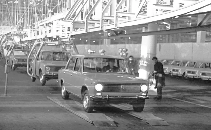 Волжский автозавод в Тольятти 1970