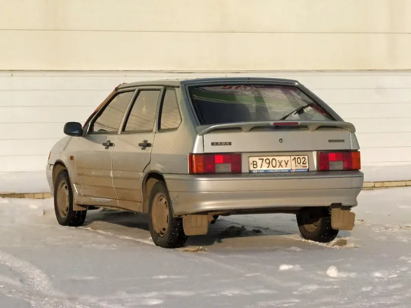ВАЗ 2114 к161мо102