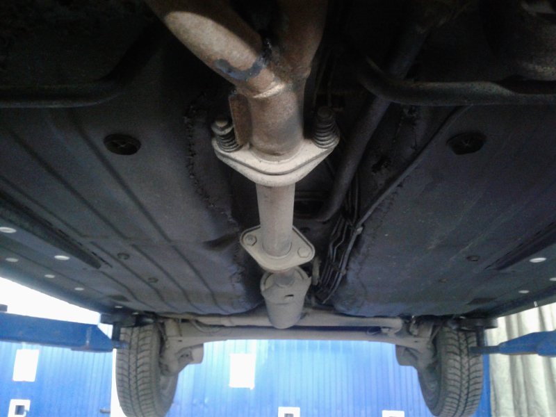 ВАЗ 2114 дно снизу