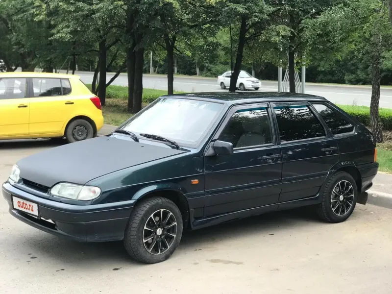 Лада ВАЗ 2114 зелёный