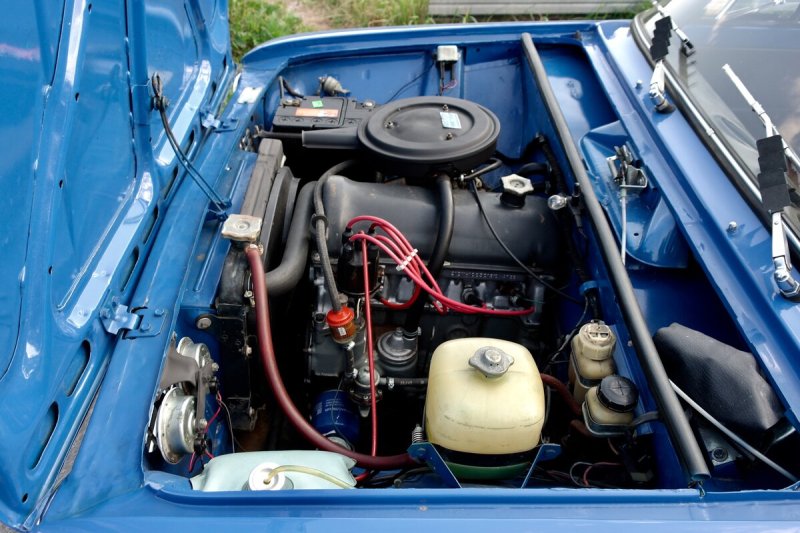 ВАЗ 21213 под капотом