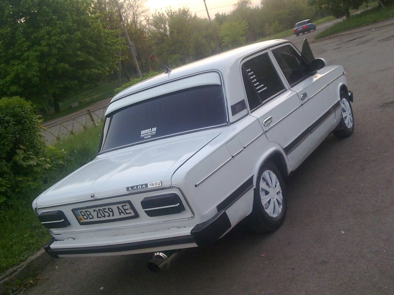 ВАЗ 2103 тюнинговая