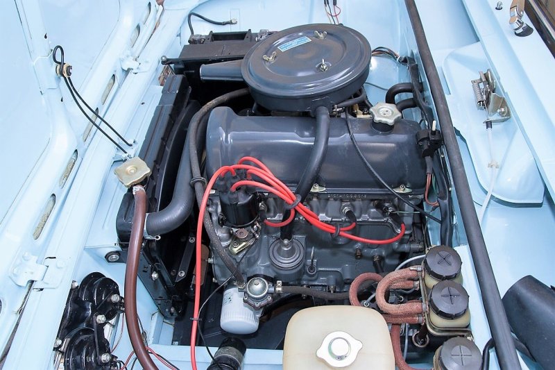 ВАЗ 2106 под капотом