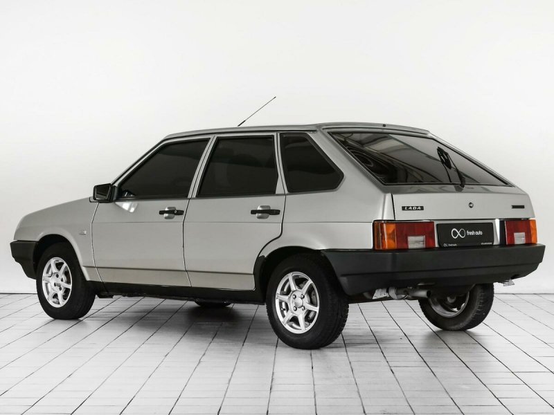 ВАЗ 2109 И 21093