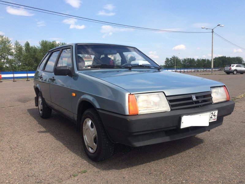ВАЗ 2109 1987 – 2004