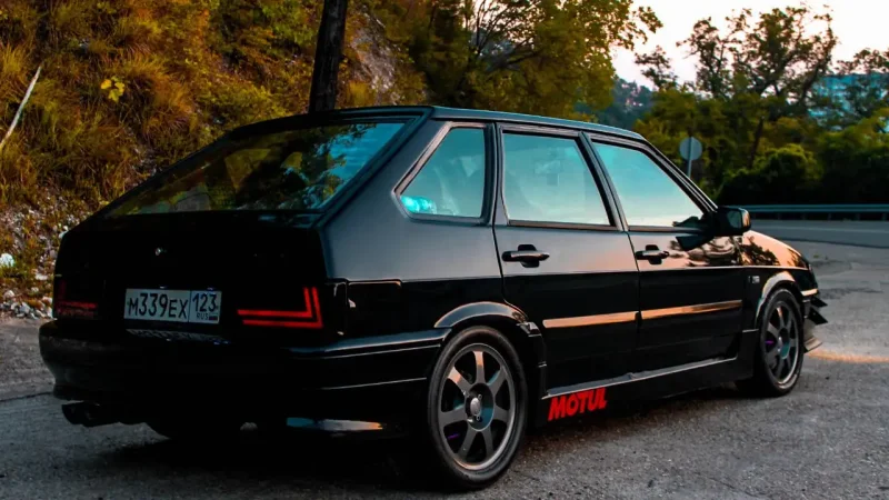Lada 2114 stance