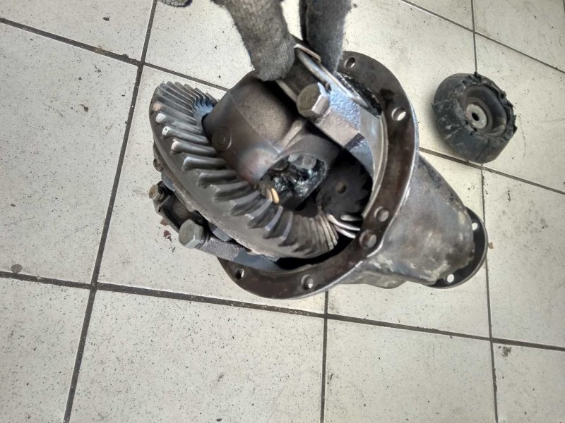 Редуктор заднего моста ВАЗ 2107