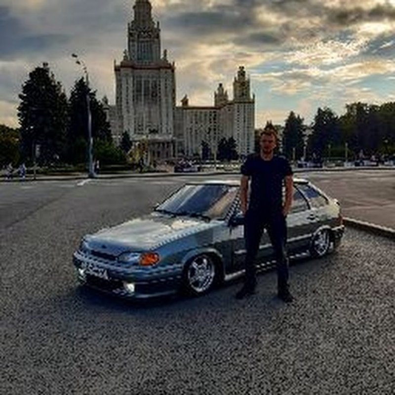 Машины Юры Волкова