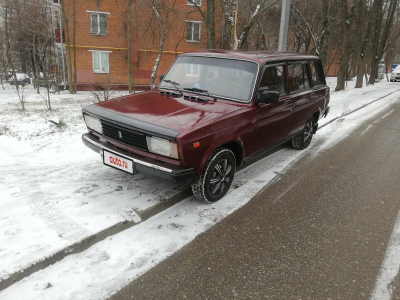ВАЗ 2104 темно вишневый