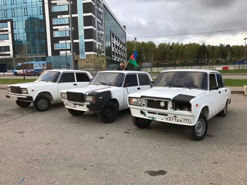 ВАЗ 2107 азелов белая