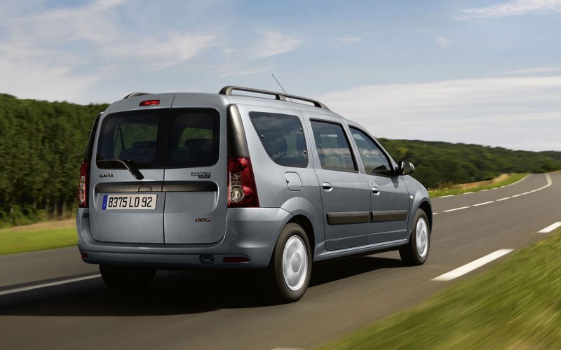 Dacia Логан MCV 2006