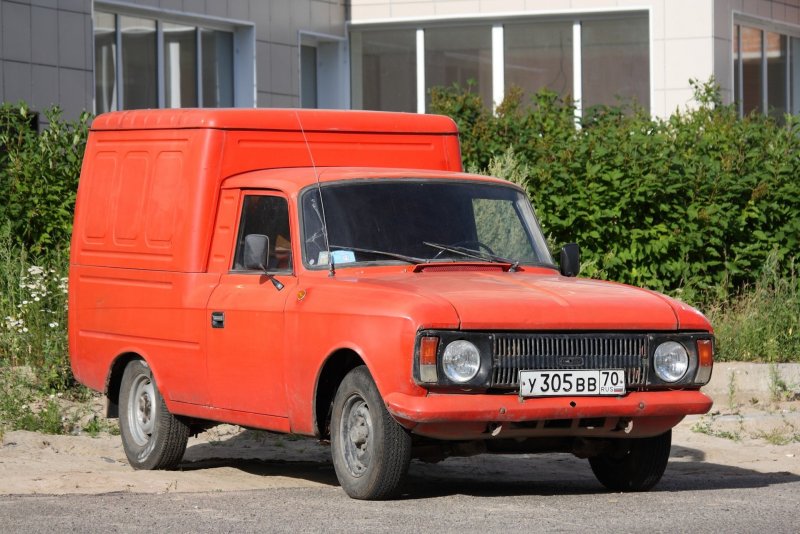 Москвич ИЖ 2715