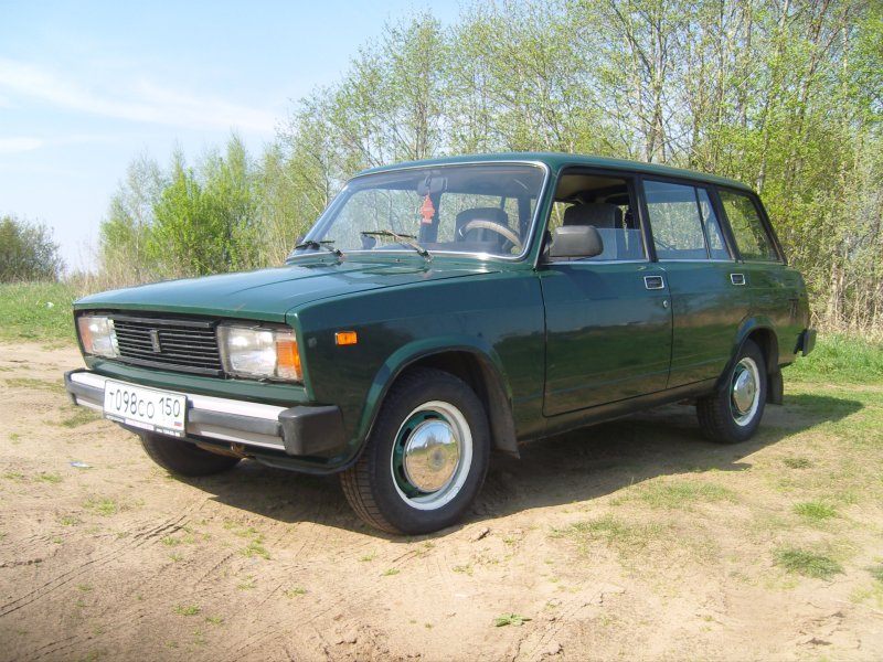 Лада 2104 Жигули 1500 бордо