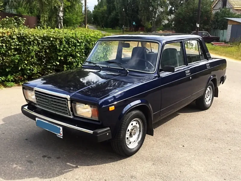 ВАЗ 2107 2011 синий