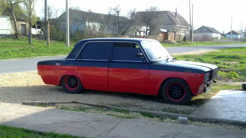 ВАЗ 2107 заниженная