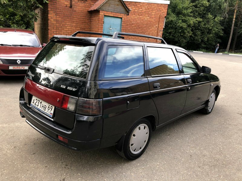Lada (ВАЗ) 2111