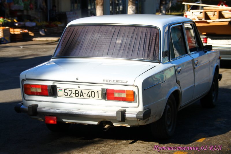 ВАЗ 2107 черная азер